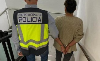 A worker from a residence in Palma arrested for installing a hidden camera in the bathroom