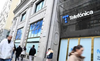 Telefónica and the unions bring closer positions in the ERE after the announcement of the entry of the State