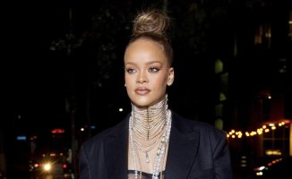 Rihanna elevates the most casual look with grandmothers' favorite necklace