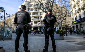 A watch worth half a million euros is stolen from a tourist on Passeig de Gràcia in Barcelona