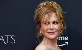 Nicole Kidman impresses with a 'nude effect' dress and her favorite '90s hairstyle