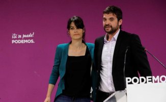 Santos, leader of Podemos in Madrid, leaves the party due to the clash with Sumar