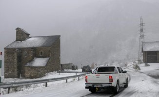Access to the Port de la Bonaigua cut off due to risk of avalanches