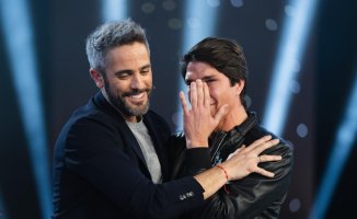 Pablo Castellano, María Pombo's husband, bursts into tears when remembering his father in 'El Desafío': "I know he will be watching from above"