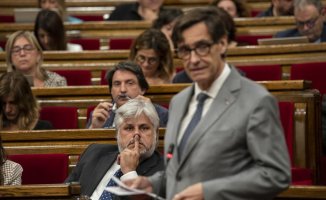 Illa accuses Junts of letting the agenda be set by the Catalan Alliance, like the PP by Vox