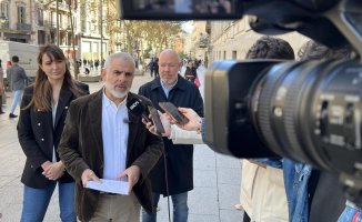 Citizens promote a law to decriminalize the use of Spanish in Catalan commerce