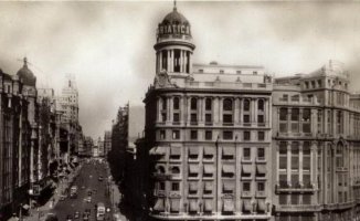 Madrid pays tribute to war correspondents at the former headquarters of the Hotel Florida
