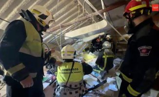 Five injured when the floor of some offices in Pinto collapses