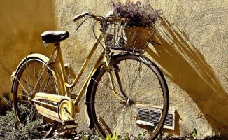 A Cantabrian municipality opens a bank for bicycles that are no longer useful for recycling