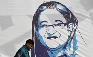 Hasina sweeps Bangladesh in elections boycotted by the opposition