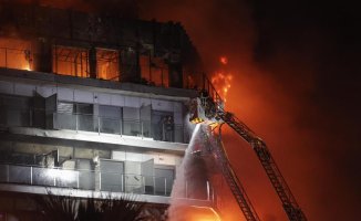 At least four dead in the fire of a building in Valencia