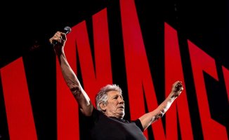Roger Waters calls Bono 'disgusting' for his statements on the conflict in Israel