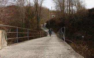 Residents of Sant Joan de les Abadesses are demanding a pending section of greenway