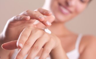 What should I do to prevent hand aging? Very effective tips and cosmetics