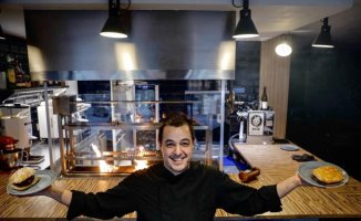 Barcelona bids farewell to an iconic restaurant: winner of 'Joc de carta' with some brutal sandwiches