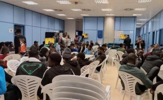 One of the networks that introduced migrants through Barajas, passing them off as minors, falls