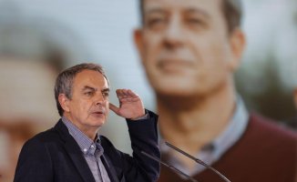 Zapatero reproaches the right for "the trivialization of terrorism with bombs and guns"