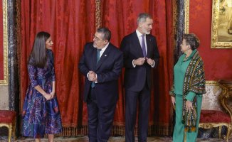 The King defends the democratic process of Guatemala before President Arévalo