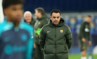 Xavi's Barça faces Naples in search of the eruption that never comes