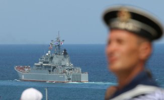 Ukraine says it has sunk a Russian amphibious assault ship near Crimea
