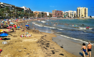 Torrevieja has more than 100,000 inhabitants and half are foreigners from 122 countries