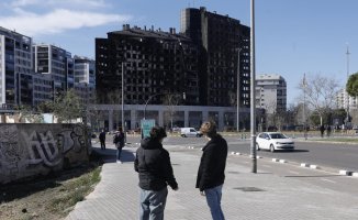 The developer of the building in Valencia says that everything was done in accordance with the law