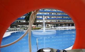 Maresme hotels are betting on acquiring two mobile desalination plants