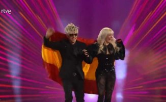 Nebulossa's original gesture in the legendary Eurovision flag parade