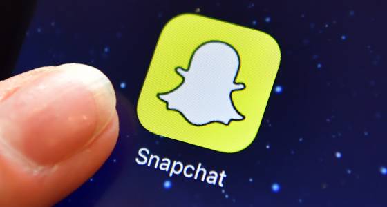 Snap eyes biggest tech IPO since Alibaba